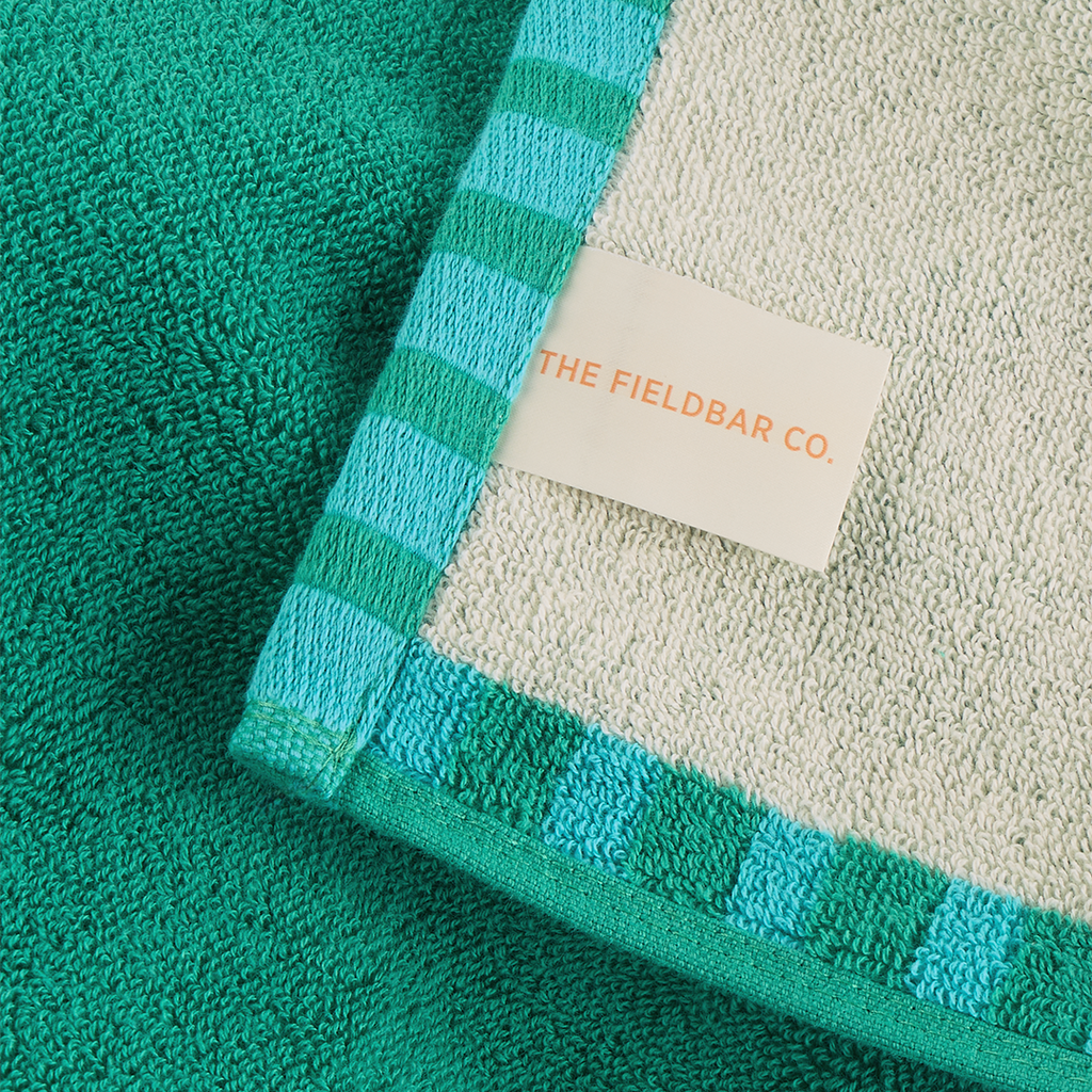 The Seabed Beach & Bath Towel / Parisian Green