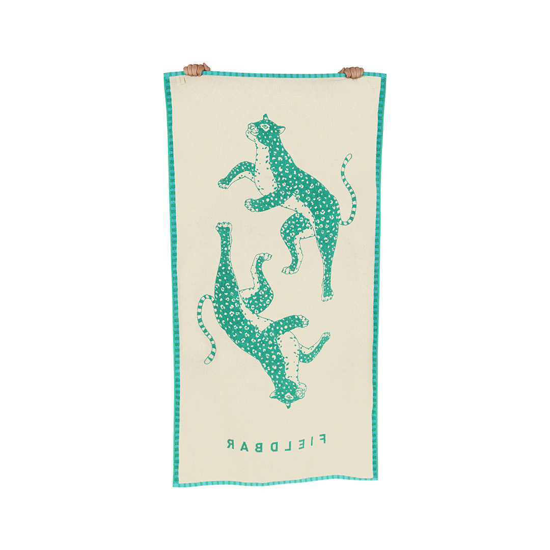 The Seabed Beach & Bath Towel / Parisian Green